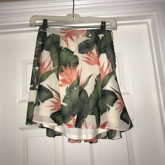 Show Me Your MuMu Dresses & Skirts - MuMu skirt! Show Me Your MuMu Dresses & Skirts - MuMu skirt!